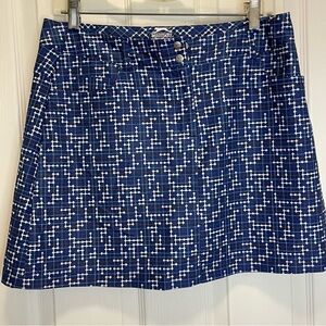 Ladie’s Slazenger woven Golf Skort.  Size 6.  Blue with white and red print